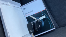 Toyota Yaris 1.5 Hybrid Design 5dr CVT Hybrid Hatchback